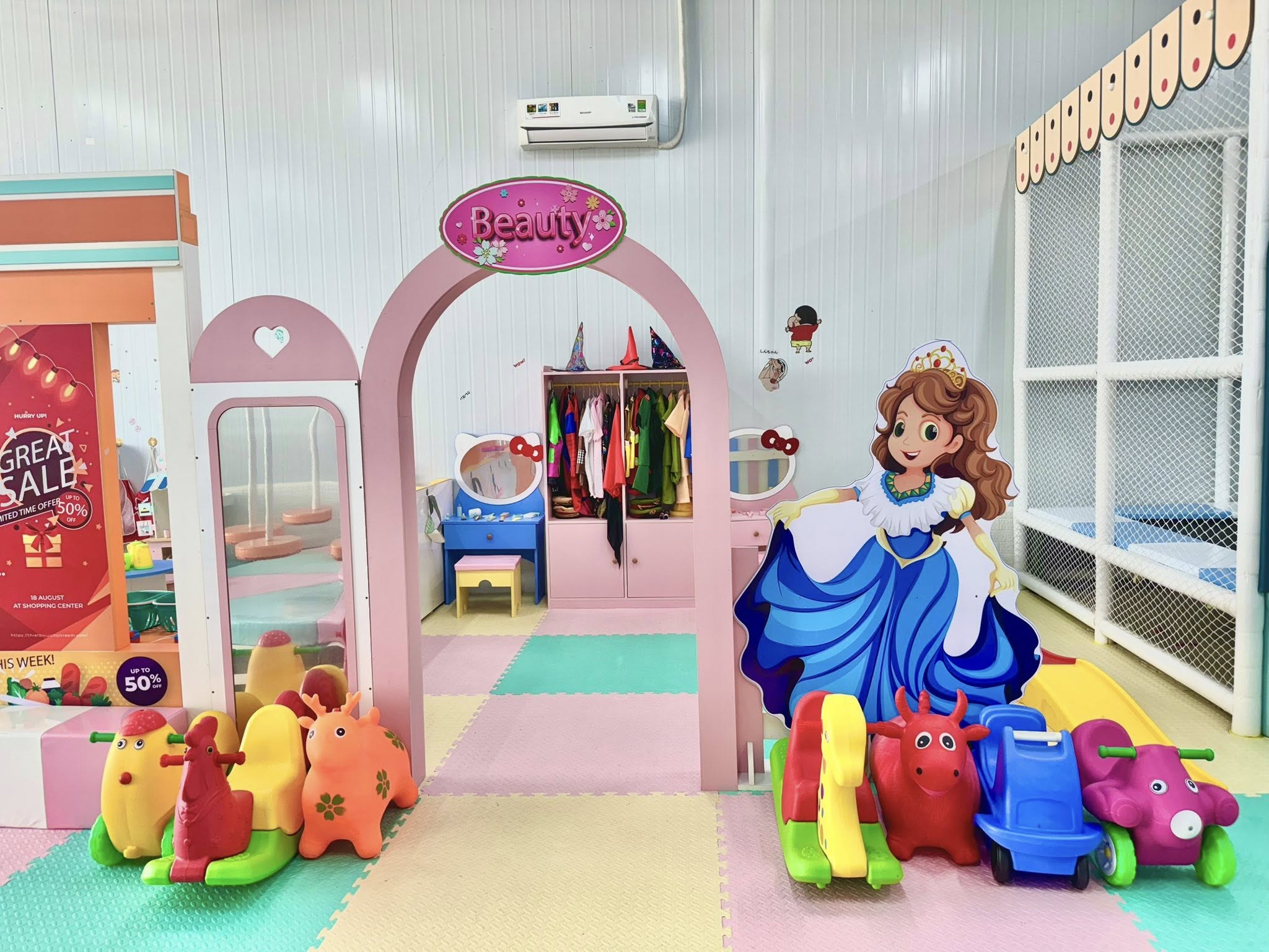 KHU VUI CHƠI TRẺ EM TRONG NHÀ NỔI BẬT