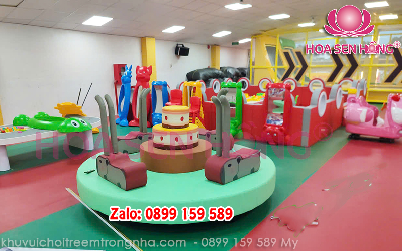 Mâm xoay trong nhà