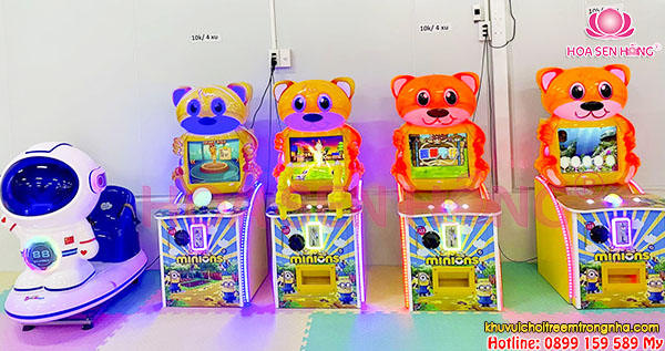 Máy game với hình dáng ngộ nghĩnh, giao diện đẹp mắt, âm thanh sôi động tăng độ thu hút với trẻ nhỏ và gia đình.