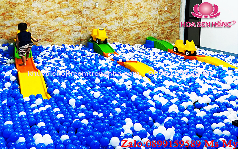 Trượt đường ray cho khu vui chơi với thiết kế độc đáo và an toàn, lựa chọn hàng đầu cho các khu vui chơi, trường học và gia đình