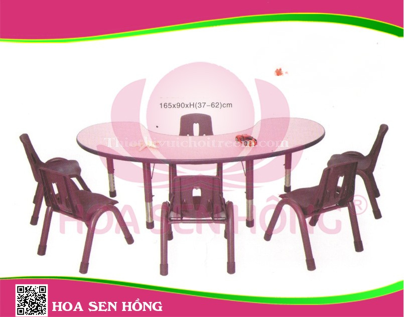 Bàn ghế tô tượng