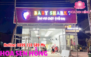 Hướng dẫn cách đặt tên khu vui chơi trẻ em một cách sáng tạo, nổi bật và dễ nhớ, giúp tăng độ nhận diện thương hiệu và thu hút khách hàng hiệu quả.