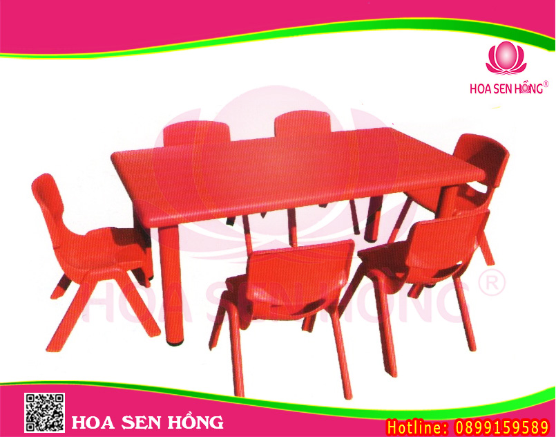 Bàn ghế không chỉ là những vật dụng cơ bản mà còn đóng vai trò quan trọng trong việc đảm bảo an toàn, phát huy tính sáng tạo của trẻ nhỏ