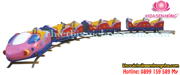 Xe lửa được thiết kế với tổng thể nhiều toa, đường ray uốn lượn linh hoạt, mang đến cảm giác thú vị cho người chơi.