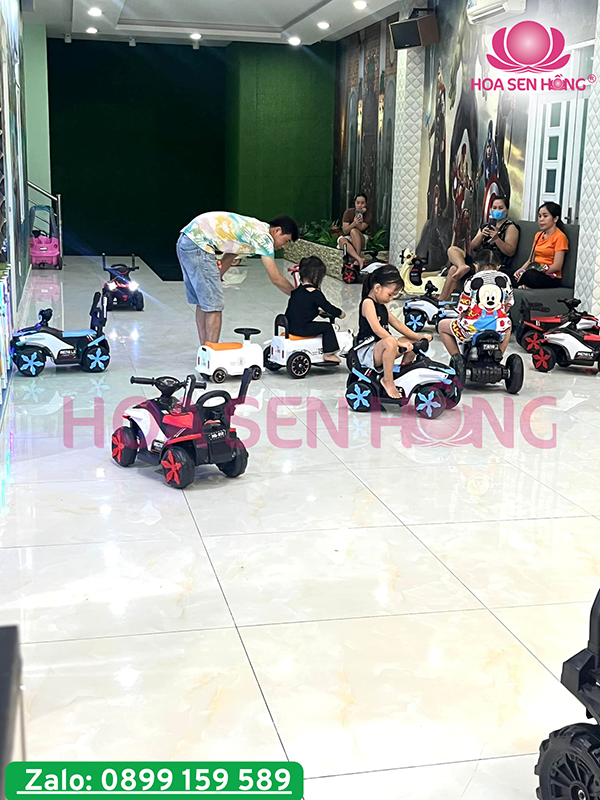 Khu vui chơi Khủng Long Nhí mang đến trải nghiệm vui chơi chất lượng cao, tận hưởng khoảng thời gian cuối tuần vui vẻ, tràn đầy năng lượng.