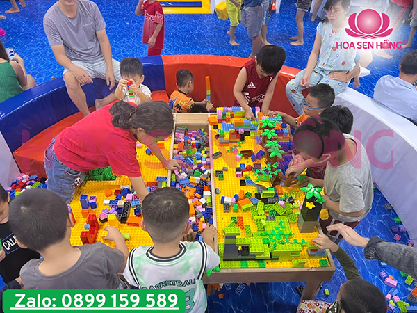 Khu vui chơi Khủng Long Nhí mang đến trải nghiệm vui chơi chất lượng cao, tận hưởng khoảng thời gian cuối tuần vui vẻ, tràn đầy năng lượng.
