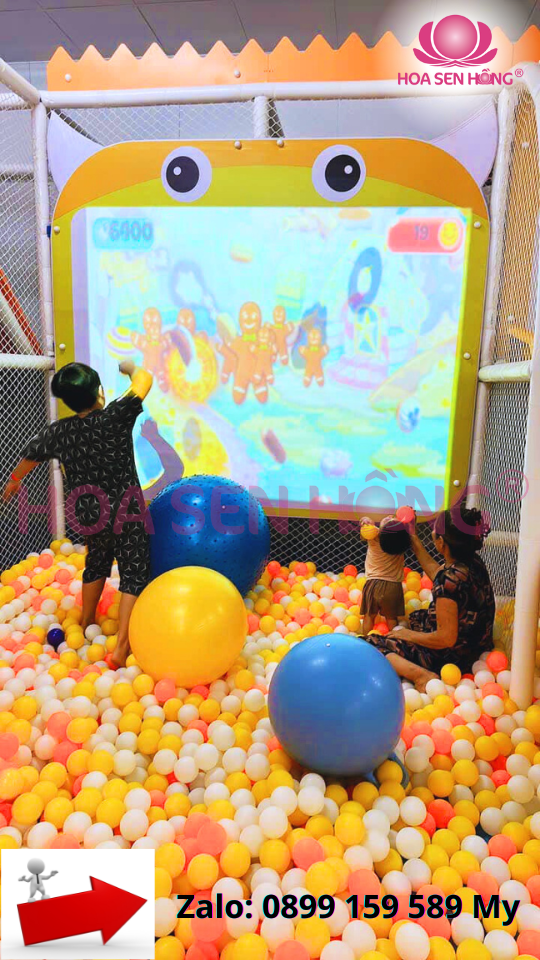 Máy chiếu ném banh