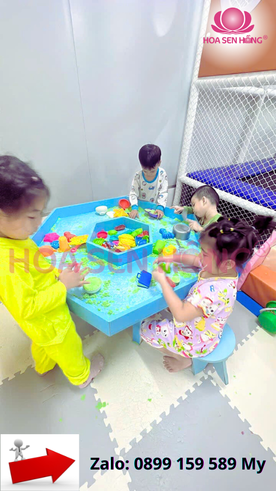 Bàn chơi cát động lực