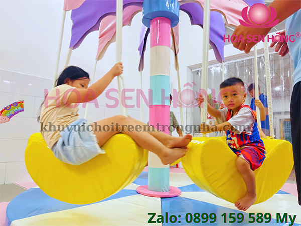 ĐU quay cây chuối Đu quay cây chuối