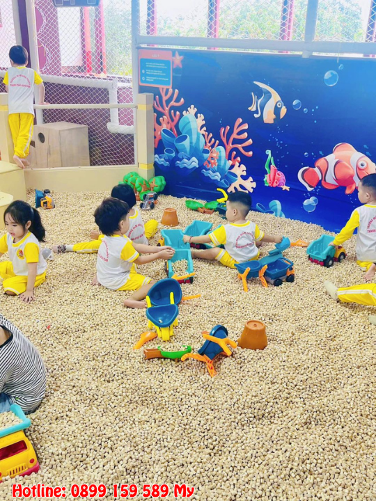 Hill Coffee & Kids Club (Khu vui chơi - Cafe)