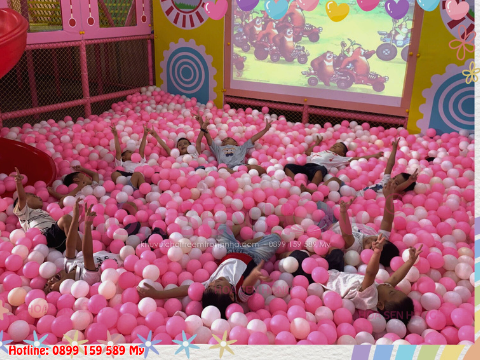 KHU VUI CHƠI CHO BÉ RIO Children's